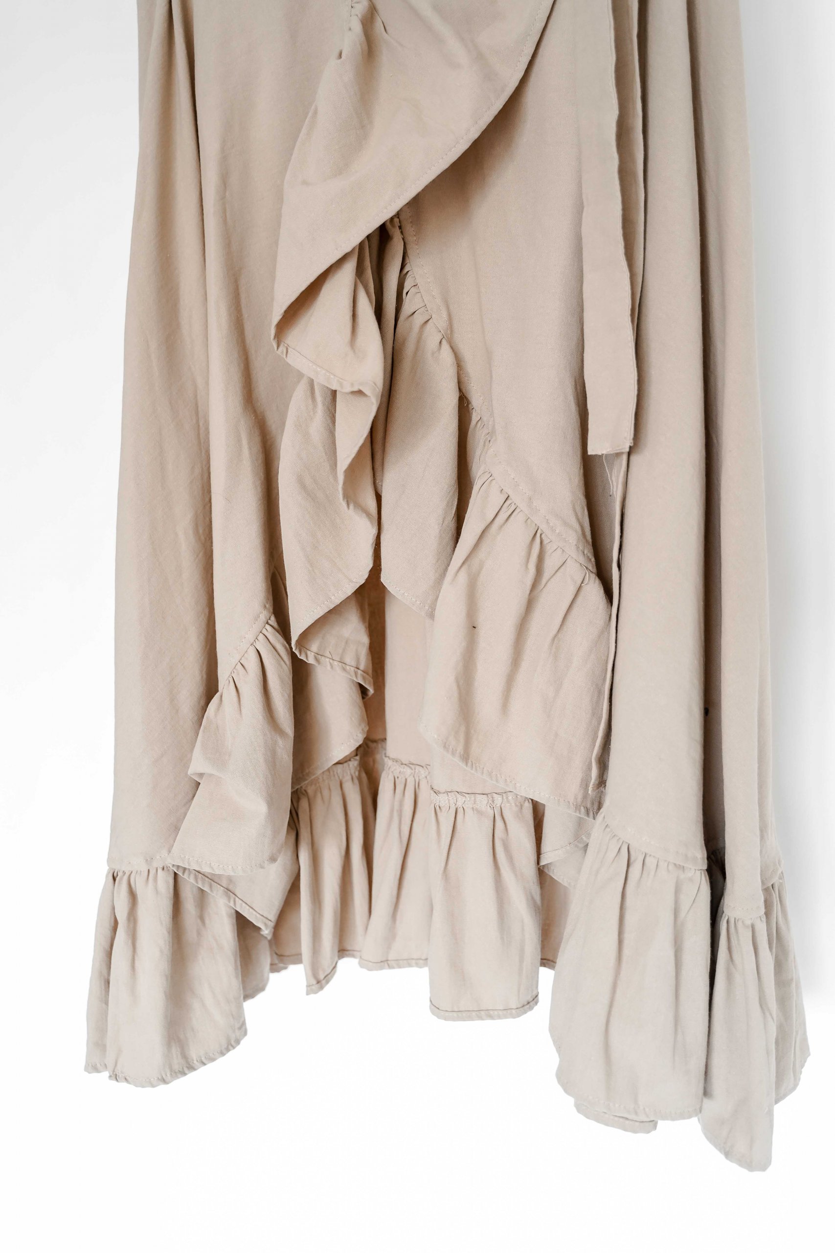 POSE-fotostudio-klanten-garderobe-jurken-03821