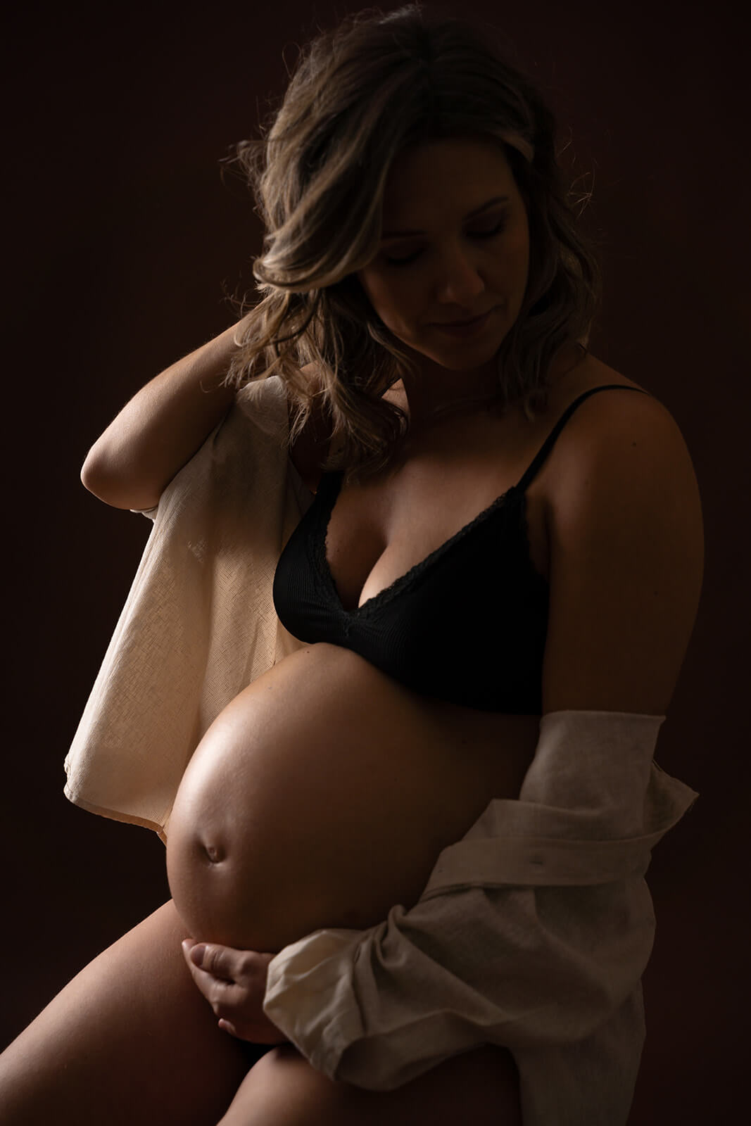 Pose-fotoshoot-zwangerschapsshoot-zwanger